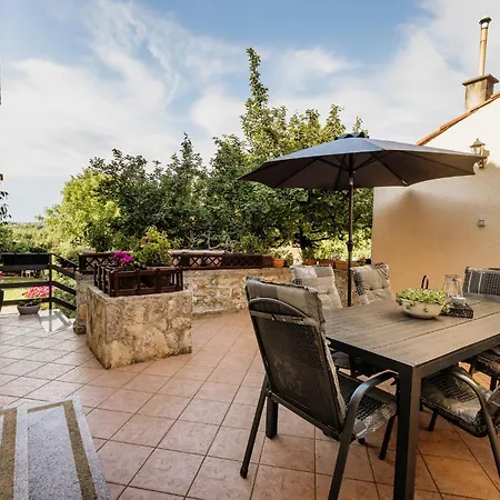 Appartement Mirna Stress Free Babici